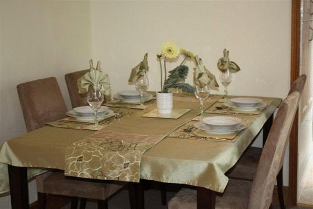 Robertsbridge Retreat At Cornhill Self Catering Apartments Стая снимка