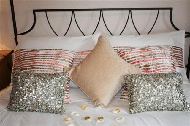Robertsbridge Retreat At Cornhill Self Catering Apartments Стая снимка